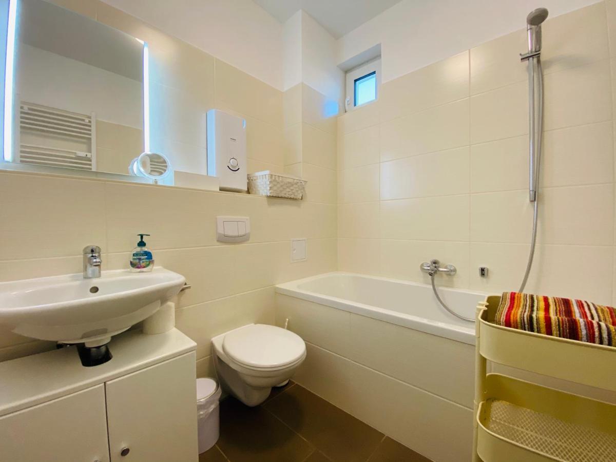 Haus Sanke Wohnung 4 ゼーバート・ヘリングスドルフ エクステリア 写真